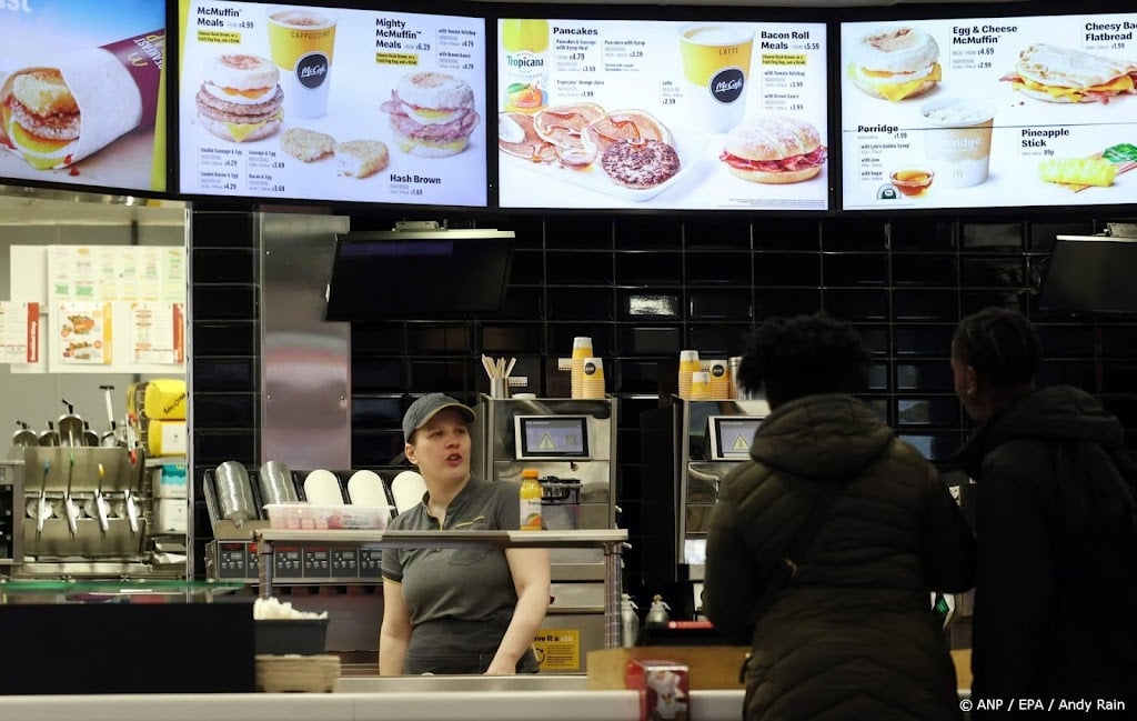Acties en prijsverlagingen helpen McDonald's aan omzetgroei