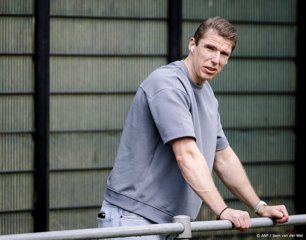 Vitesse neemt afscheid van Braasch in technisch hart