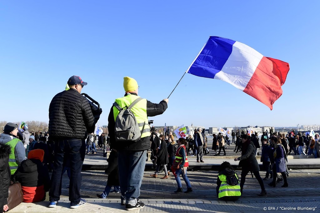 Botsingen met politie aan rand protest Nantes