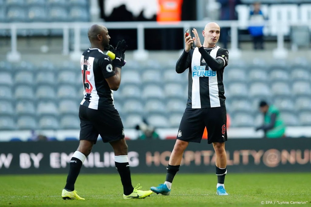 Newcastle countert naar zege op Sheffield