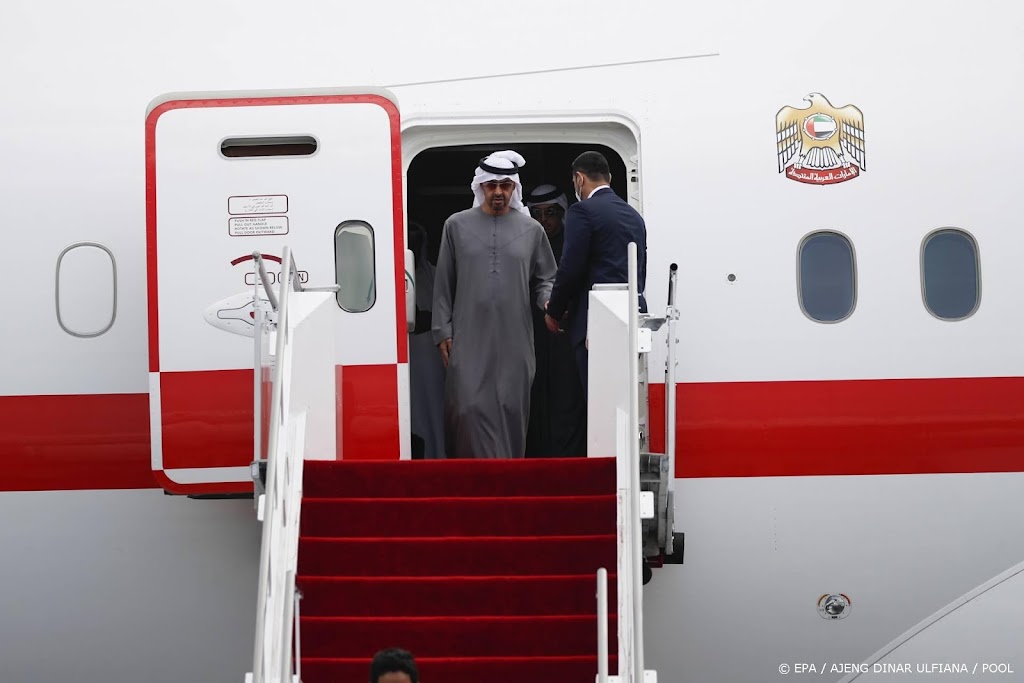 Leider Emiraten bezoekt Qatar na jaren wrevel