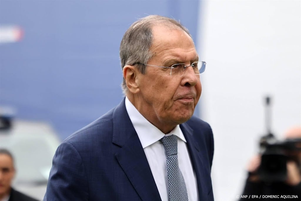 Ministers halen op OVSE-bijeenkomst uit naar Rusland 