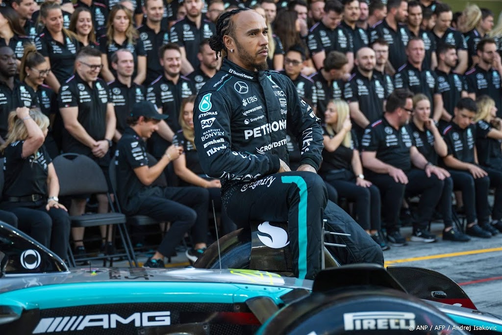 Hamilton emotioneel in aanloop naar laatste race voor Mercedes 