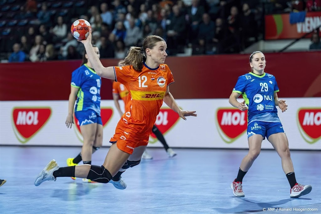 Handbalsters in hoofdronde EK te sterk voor Slovenië