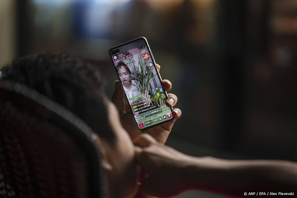 TikTok gaat zich houden aan socialemediaverbod jongeren Australië