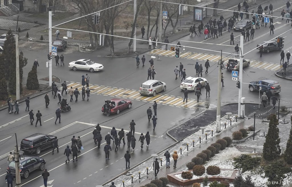 Politie schiet tientallen demonstranten dood in Kazachstan