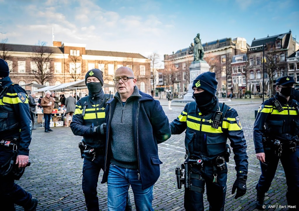 Activist Huig Plug aangehouden bij Binnenhof