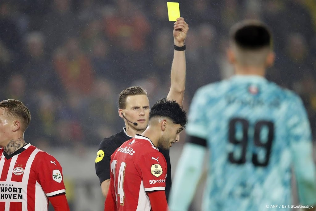 Scheidsrechter Van der Eijk promoveert naar eerste categorie UEFA