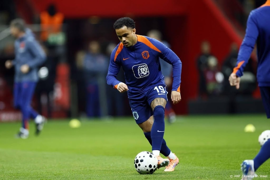 Knieoperatie Kluivert na uitvallen tegen Arsenal