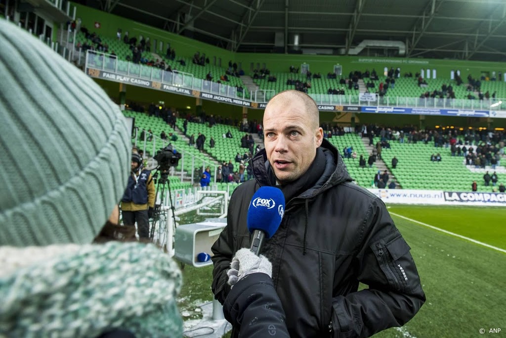 FC Groningen legt middenvelder Van Kaam langer vast