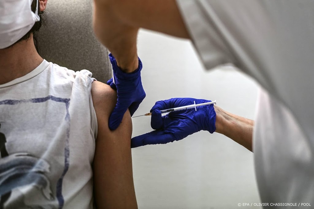 'Vaccin AstraZeneca minder effectief tegen Zuid-Afrikaans virus'