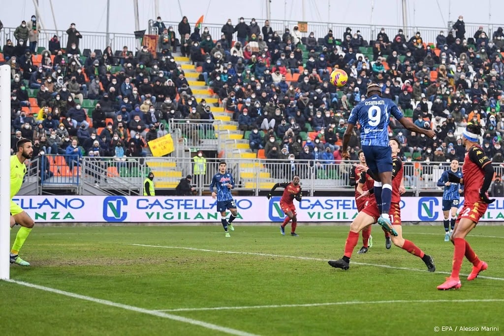 Napoli weer nummer 2 in Serie A na zege op Venezia