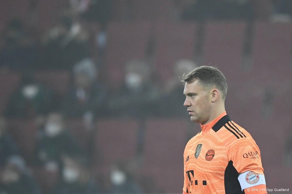 Doelman Neuer van Bayern na operatie enkele weken uitgeschakeld