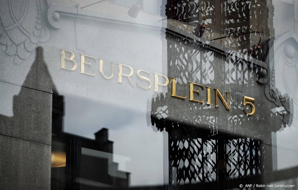 Rentevrees terug op Damrak, techbedrijven onderaan in AEX