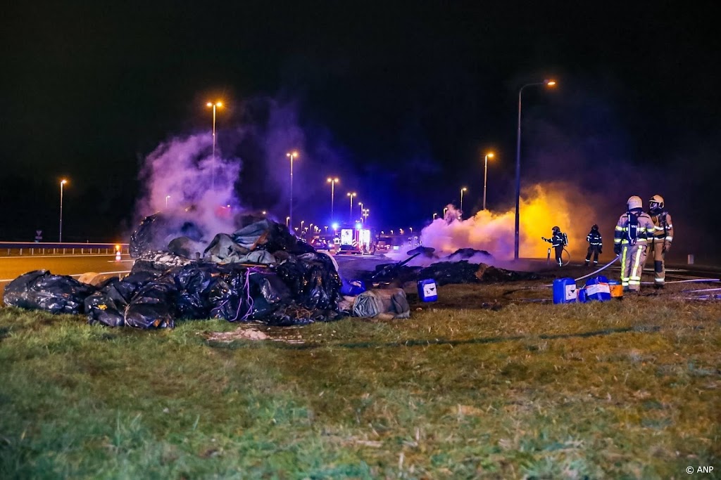 Opritten A1 bij Oldenzaal en Hengelo weer open na boerenprotest