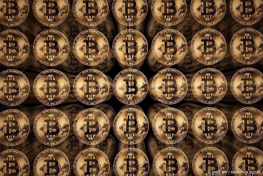 Bitcoin veert op na koersval tot 60.000 dollar