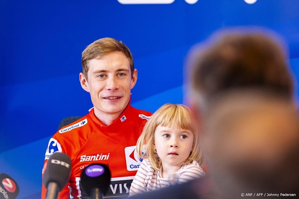 Wielrenner Vingegaard stelt seizoensstart uit na val en ziekte