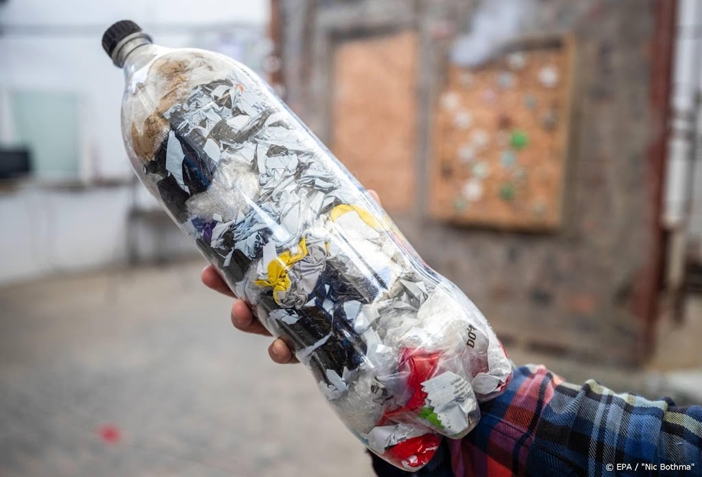 13 EU-landen ondertekenen pact om plastic afval te verminderen