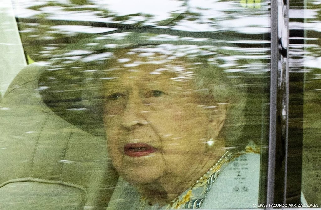 Britse koningin 'neemt afscheid' van Buckingham Palace