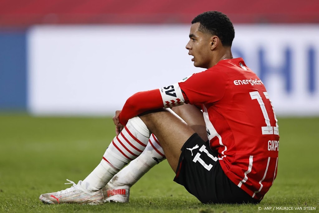 Herstelde Gakpo begint tegen Heracles op de bank bij PSV