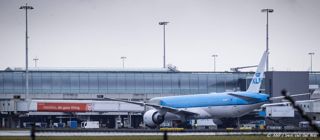 Meeste door KLM opgehaalde Oekraïners blijven niet in Nederland