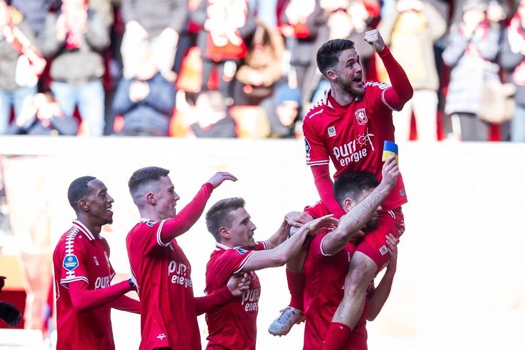 Aanvoerder Pröpper helpt FC Twente aan zege op SC Cambuur