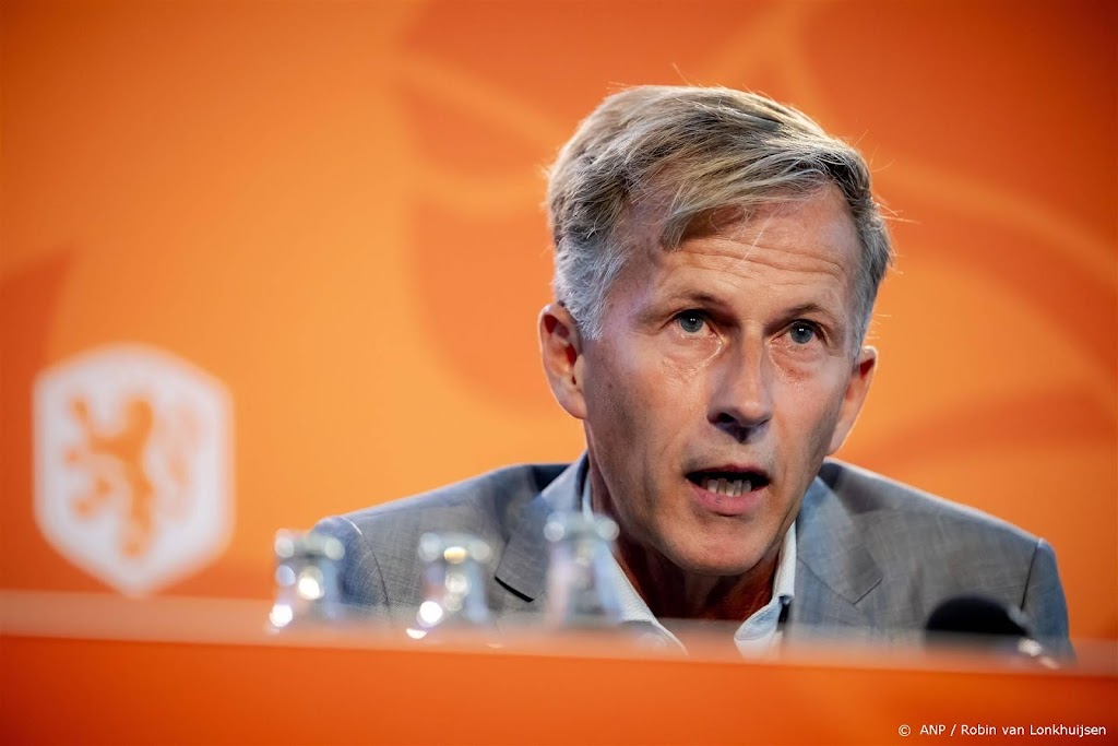 Nederlandse voetbalsters oefenen in aanloop WK tegen Duitsland