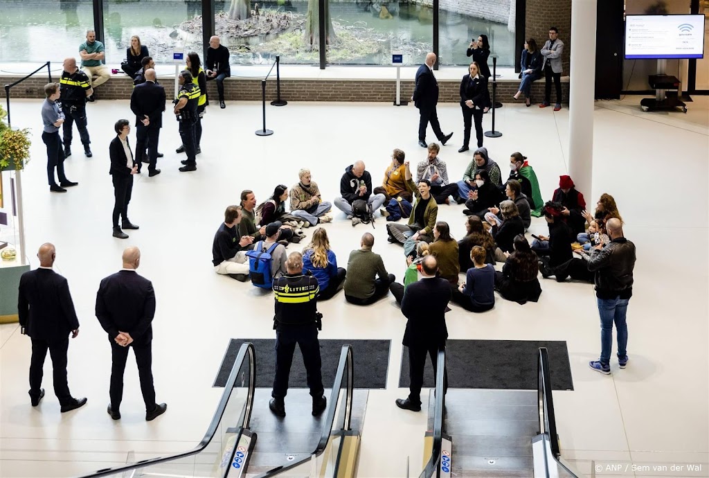 Bestuur Kamer legt Gaza-demonstranten vierweeks bezoekverbod op