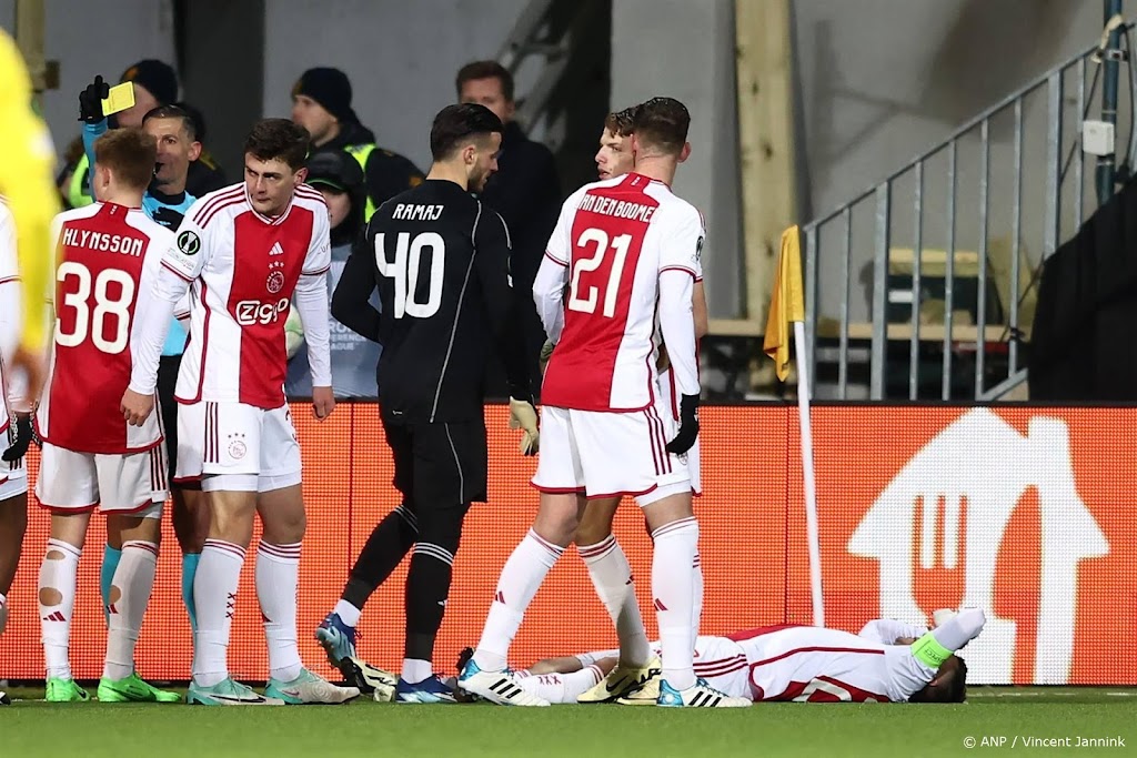 Ajax mist Berghuis waarschijnlijk ook tegen Aston Villa