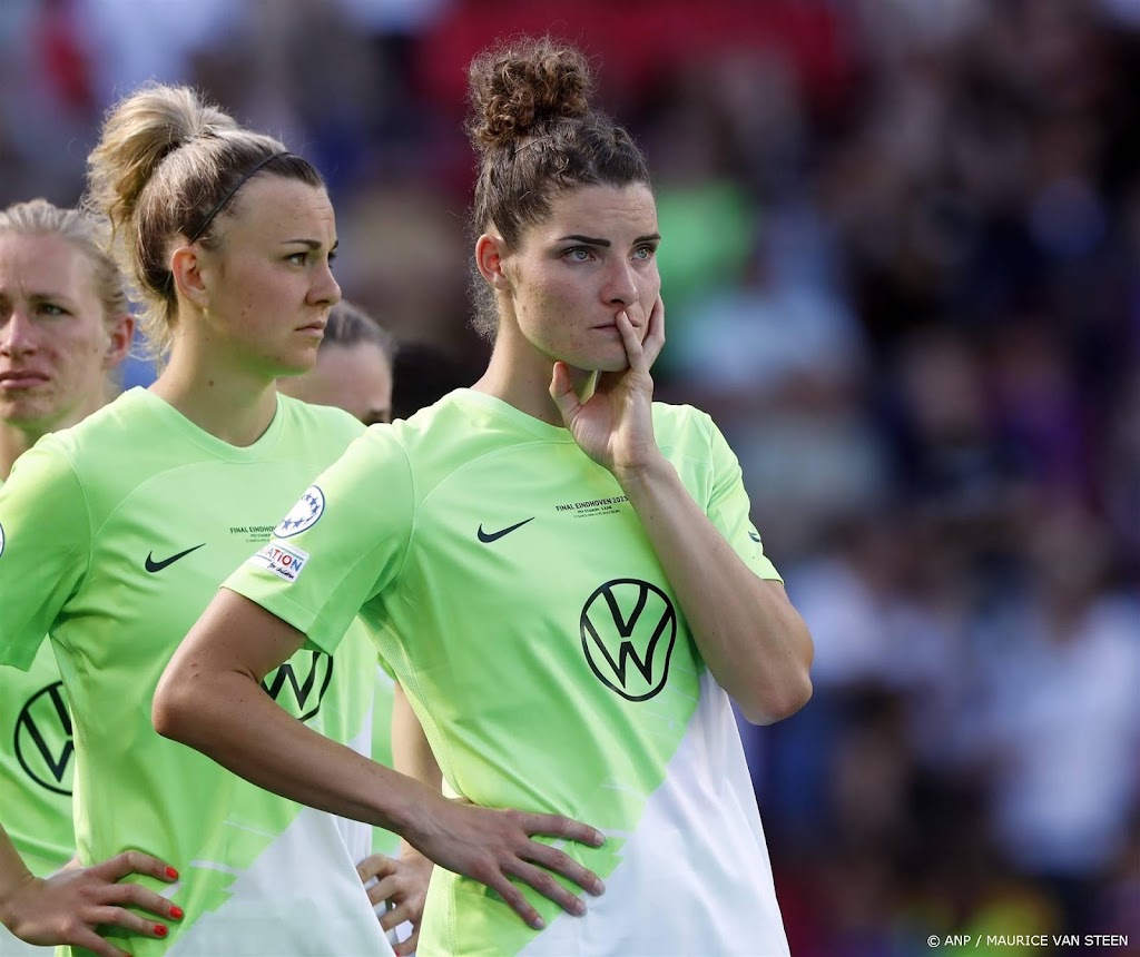 Voetbalster Janssen verlaat na dit seizoen Wolfsburg