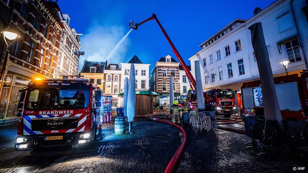 Afsluiting centrum Arnhem duurt tot zeker einde middag