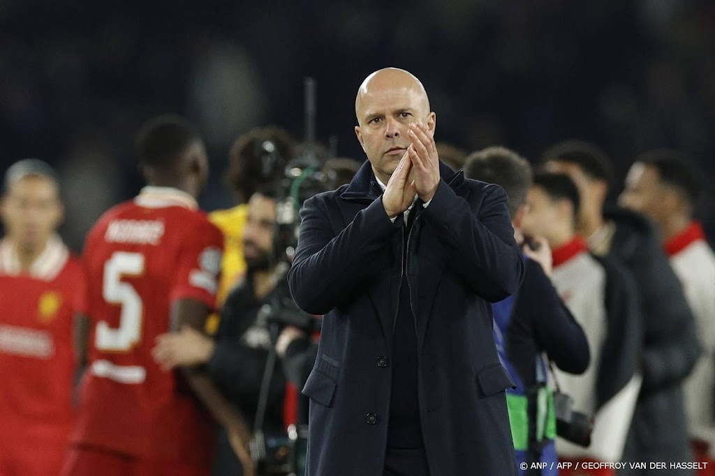 Slot waarschuwt: Liverpool na gelukkige zege niet klaar met PSG