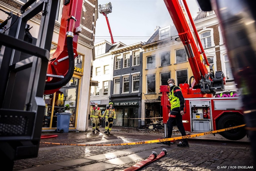 Stroom en gas afgesloten in gebied van brand Arnhem