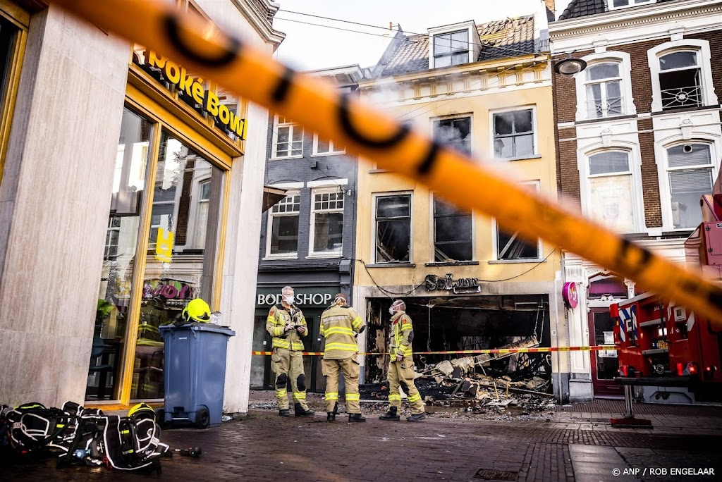 Nog onduidelijk of er slachtoffers zijn gevallen bij brand Arnhem