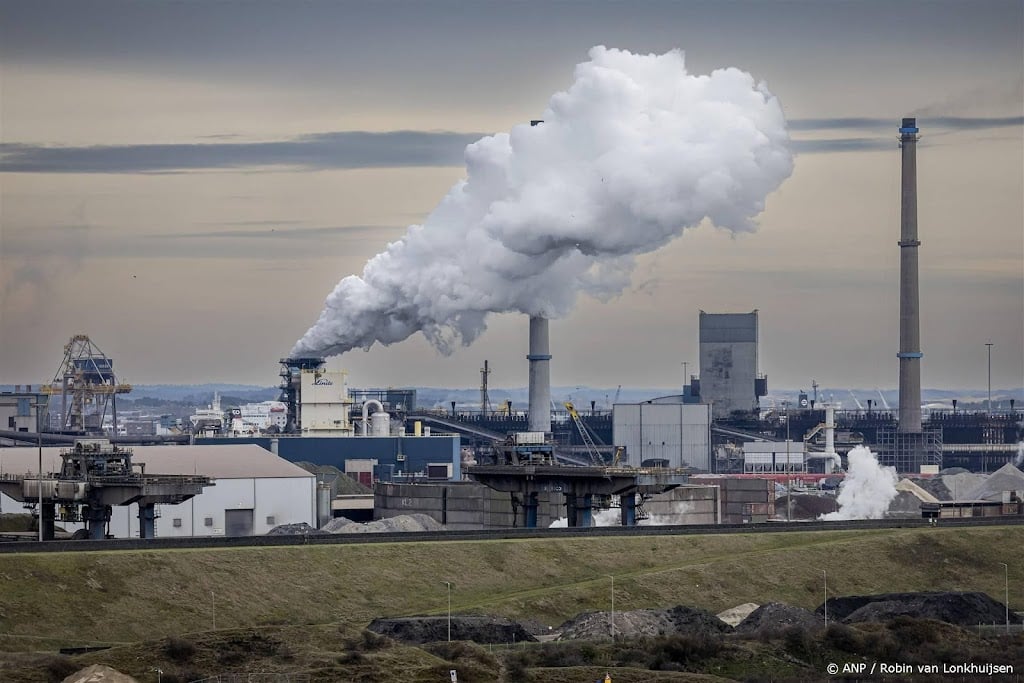 Rechtbank legt Tata Steel 140.000 boete op voor milieudelicten
