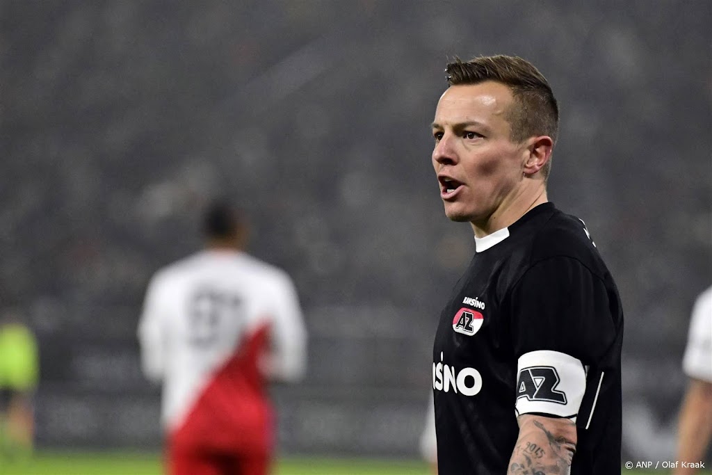 Teruggekeerde aanvoerder Clasie neemt bij AZ plaats in van Belic