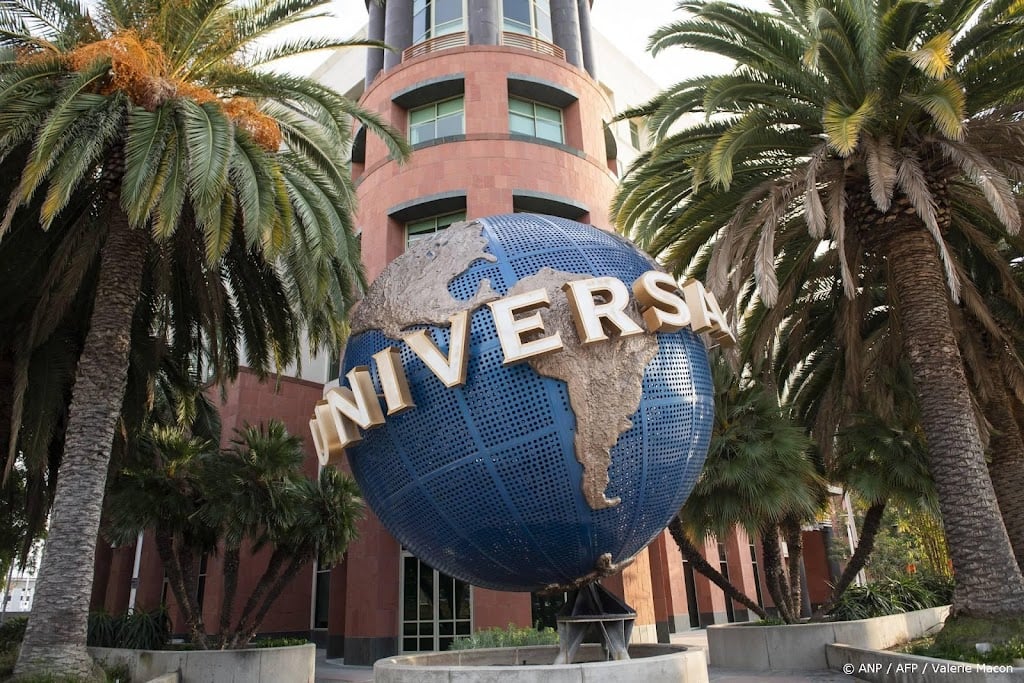 Muziekgroep UMG zakt op Damrak na cijfers en uitstel beursgang VS