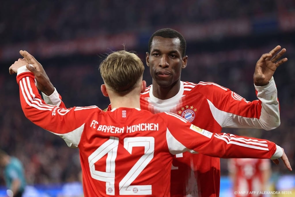 Bayern München na zege op Borussia Mönchengladbach fier aan kop 