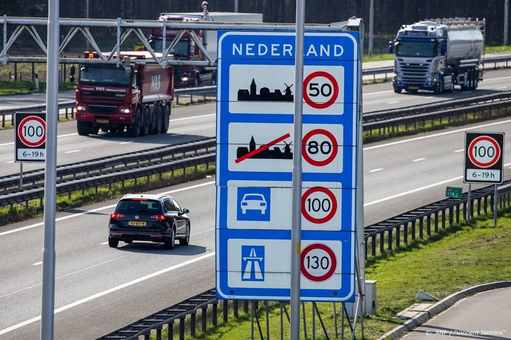 Berlijn overweegt grens dicht voor onnodig verkeer uit Nederland