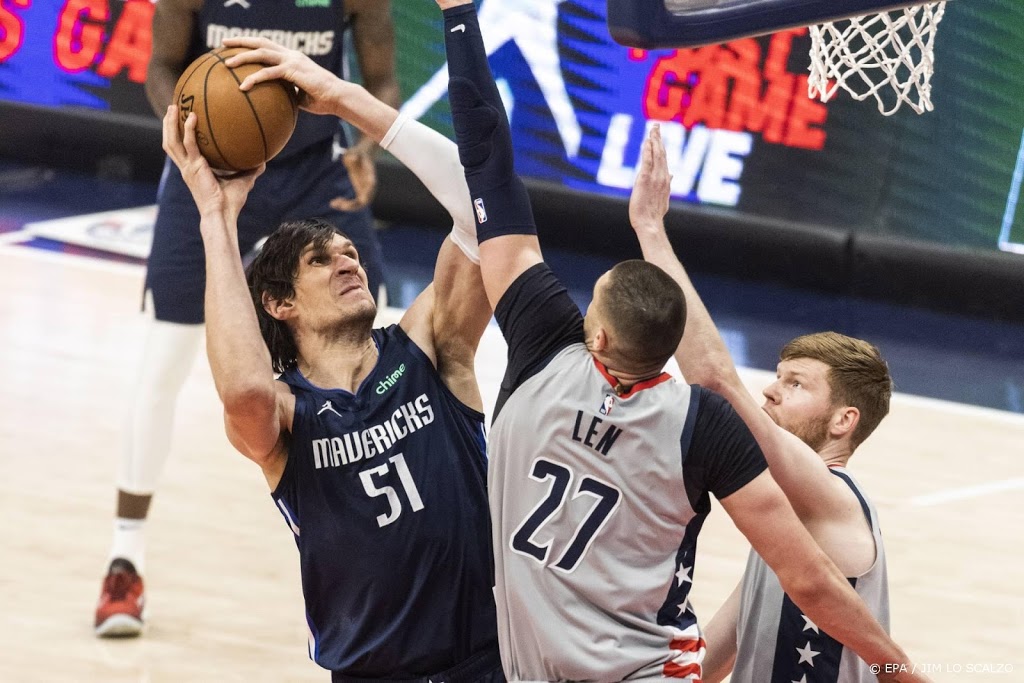 Basketballers Mavericks beëindigen goede reeks Utah Jazz 
