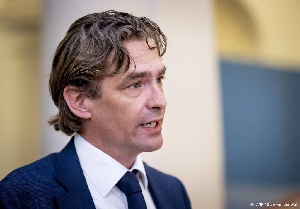 Minister: faillissement D-Reizen vreselijk nieuws