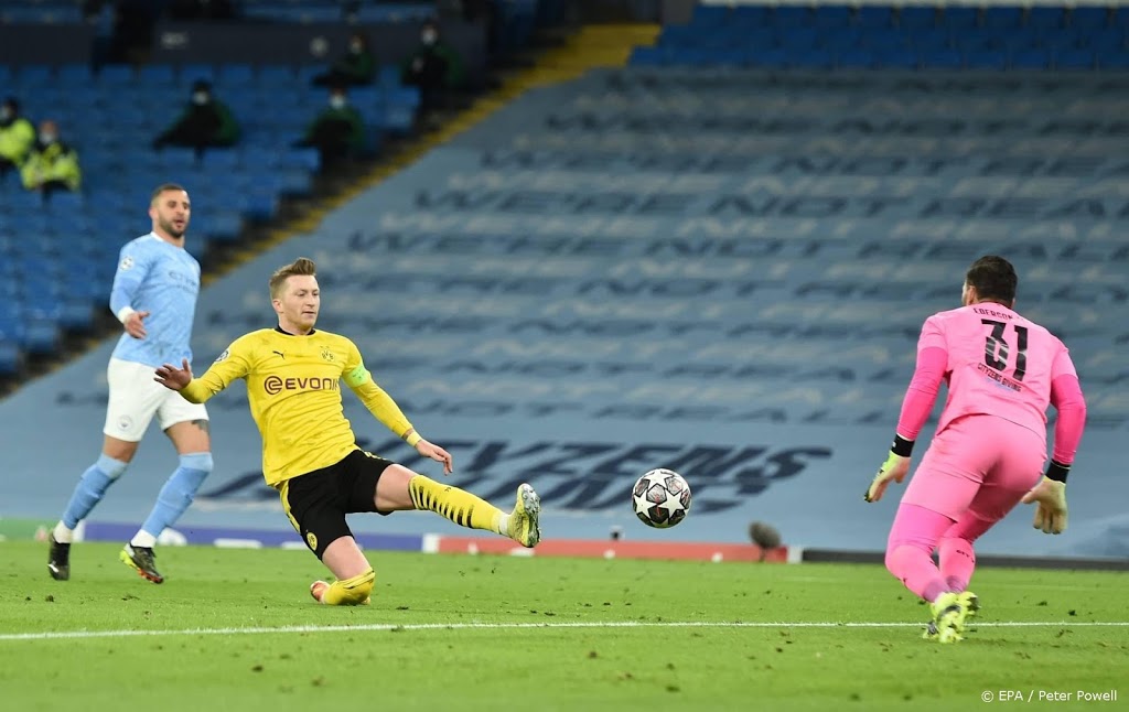 Borussia Dortmund baalt van arbitrage en uitblijven beloning