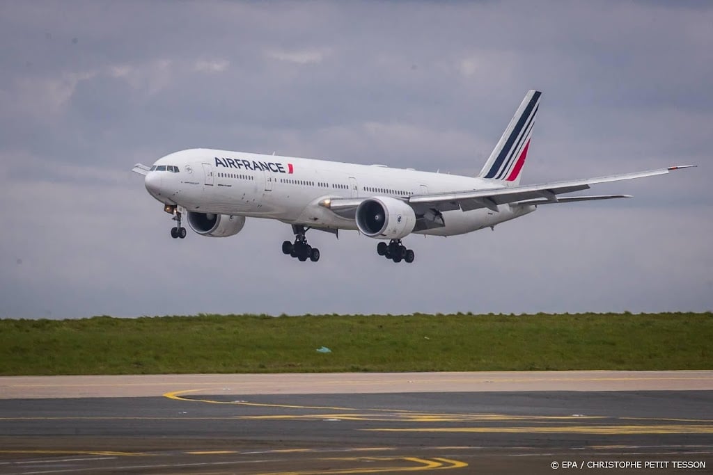 Onderzoek naar bij landing niet-reagerende Boeing 777