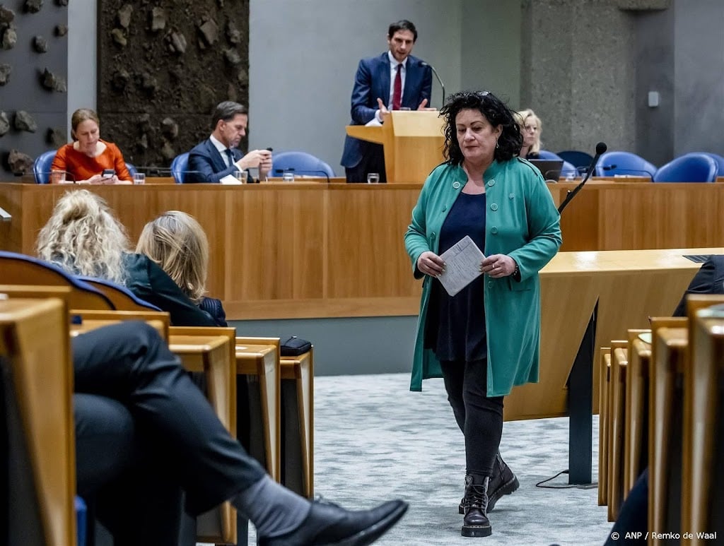 Groot deel oppositie zegt vertrouwen in kabinet op