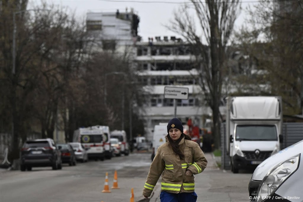 Gebouw Oekraïense staatszender beschadigd door Russische aanval