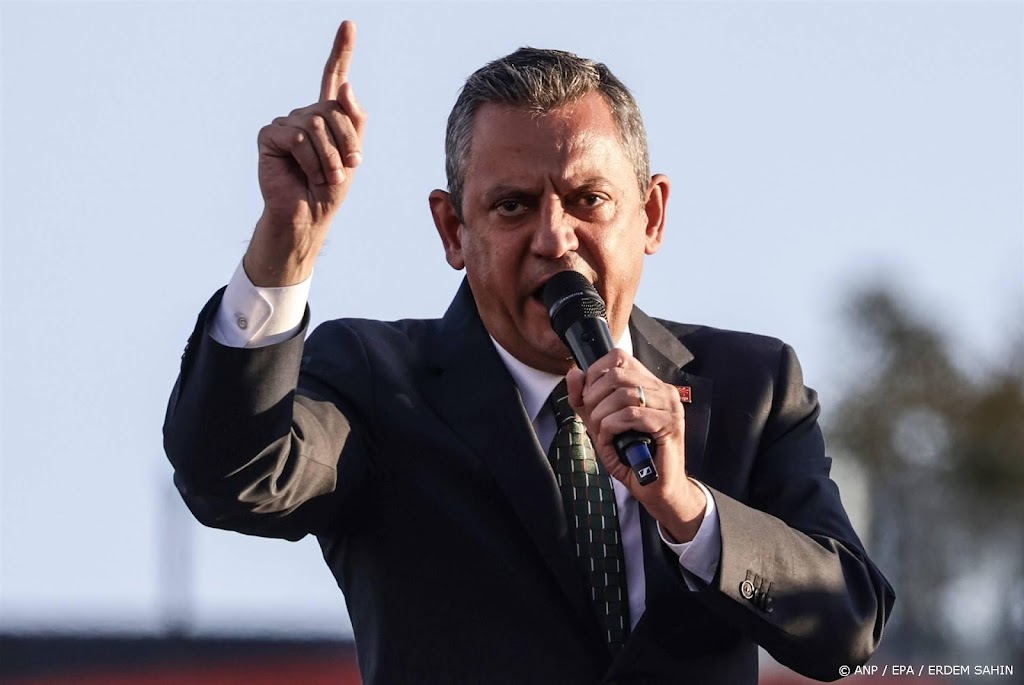 Turkse oppositieleider wil uiterlijk in november verkiezingen
