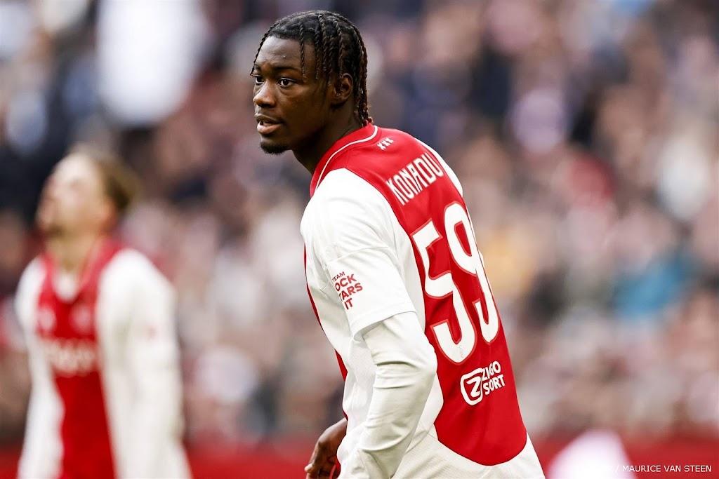 Ajax begint met Konadu en Kaplan tegen NAC Breda