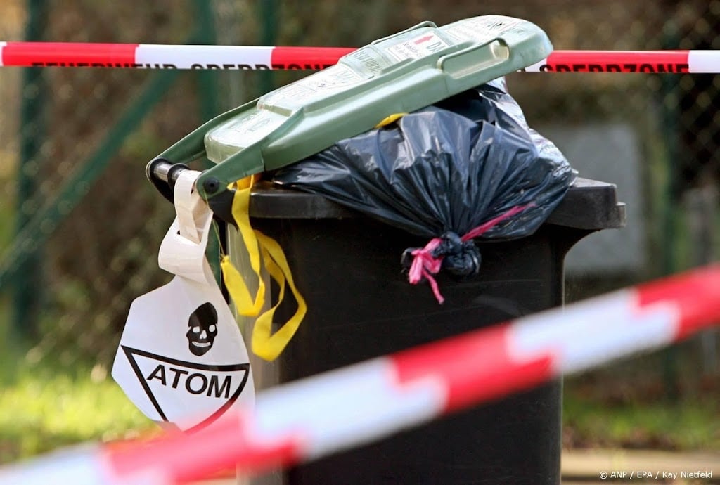 Duitsers zoeken paaseieren, vinden mogelijk radioactieve stof