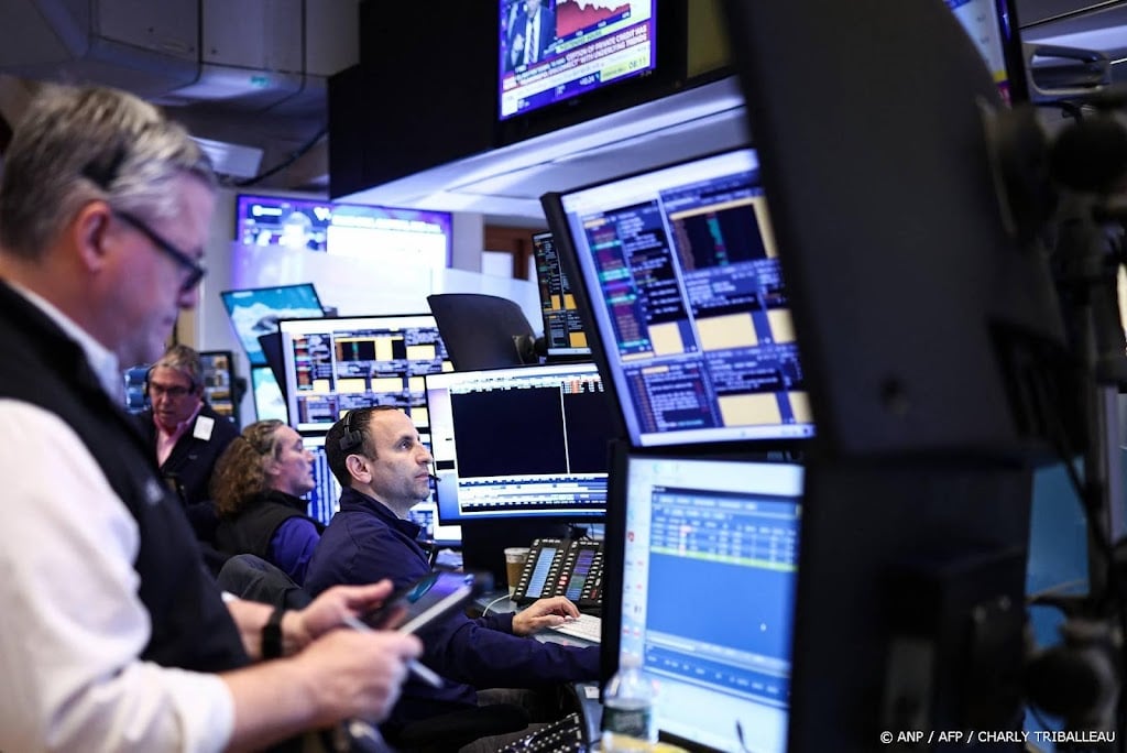 Wall Street verder omhoog door hoop op einde oorlog