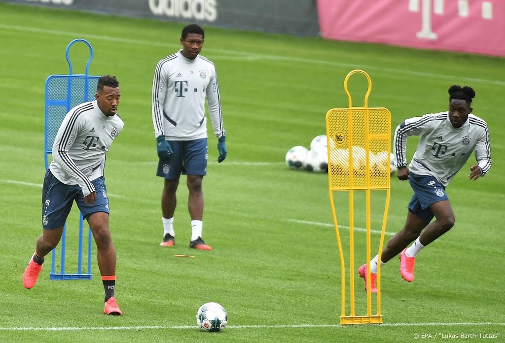 'Duits voetbal van start na twee weken quarantaine'
